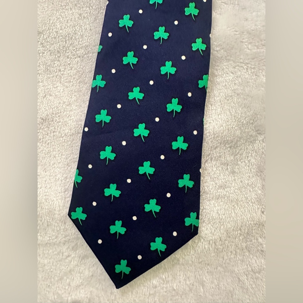 Lillian Vernon shamrock tie. 100% silk. Navy with green shamrocks. Like new.